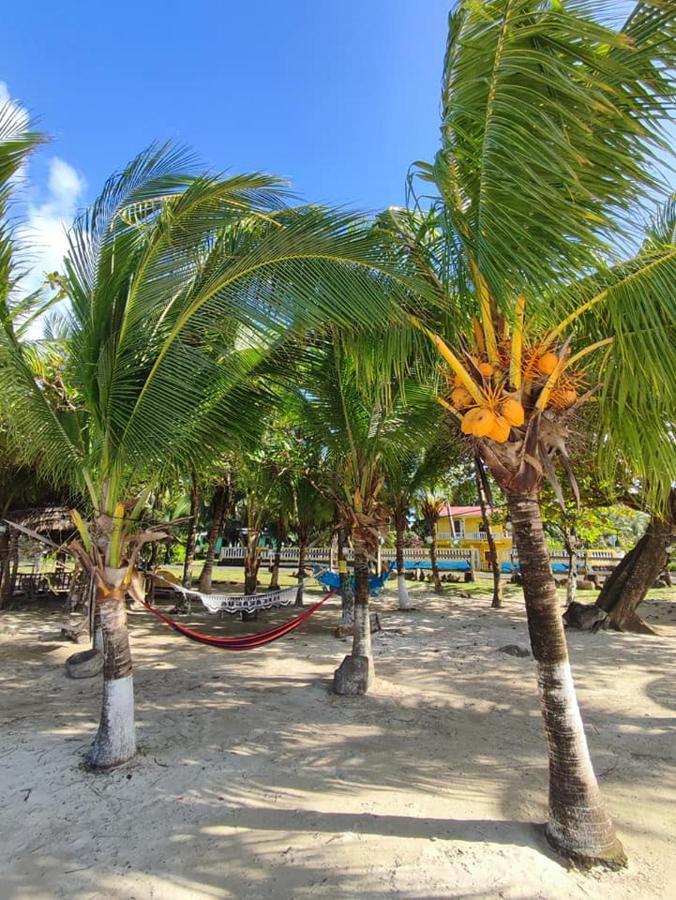 Готель Lulu Beach Кукурудзяний острів Екстер'єр фото